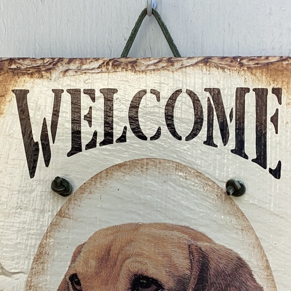 Beagle Lovers! Vintage “Beagle” Welcome Hanging Sign on Slate. 12 x 8 inches. - Picture 3 of 4